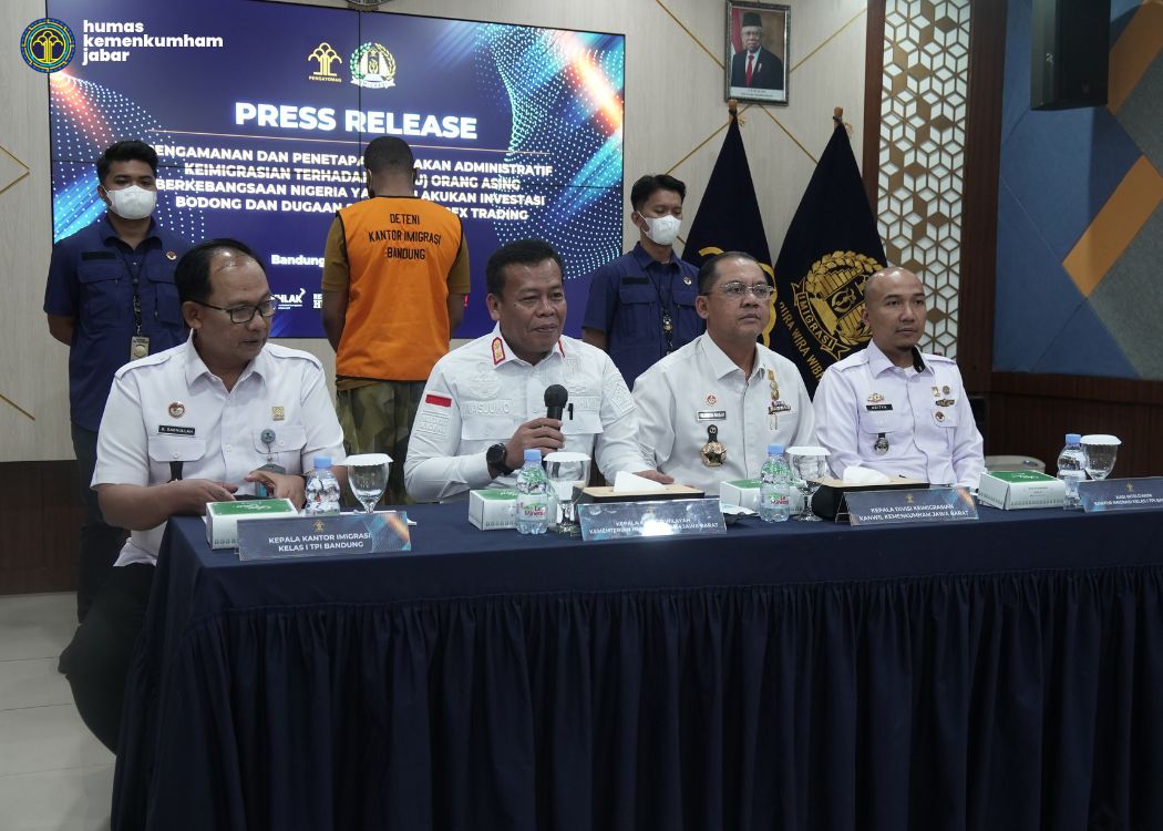 Diduga Lakukan Investasi Bodong Dan Penipuan Forex Trading, Kemenkumham  Jabar Lakukan Deportasi 1 (Satu) WNA Nigeria
