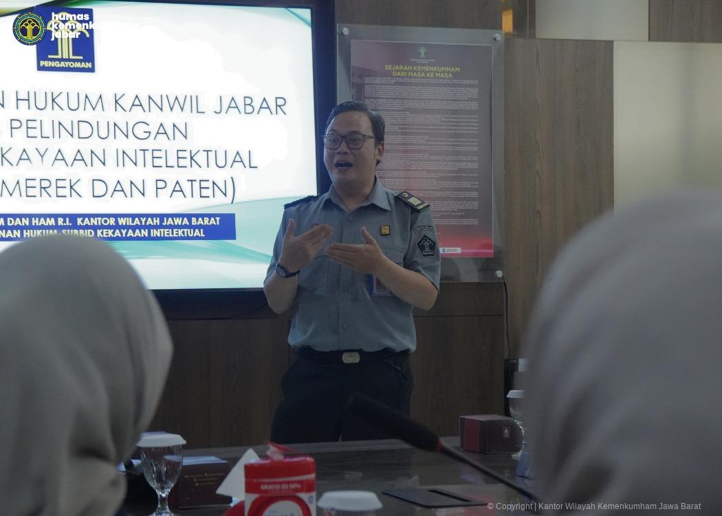 24a92a34eb7c700c16c7d7ec0038639b64f79cd7