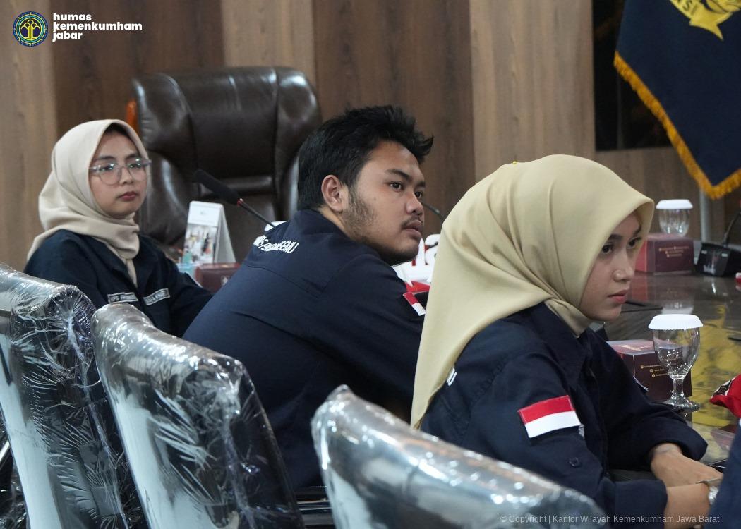 29fd80b66d27fc083e37817a464689bfef7fa846