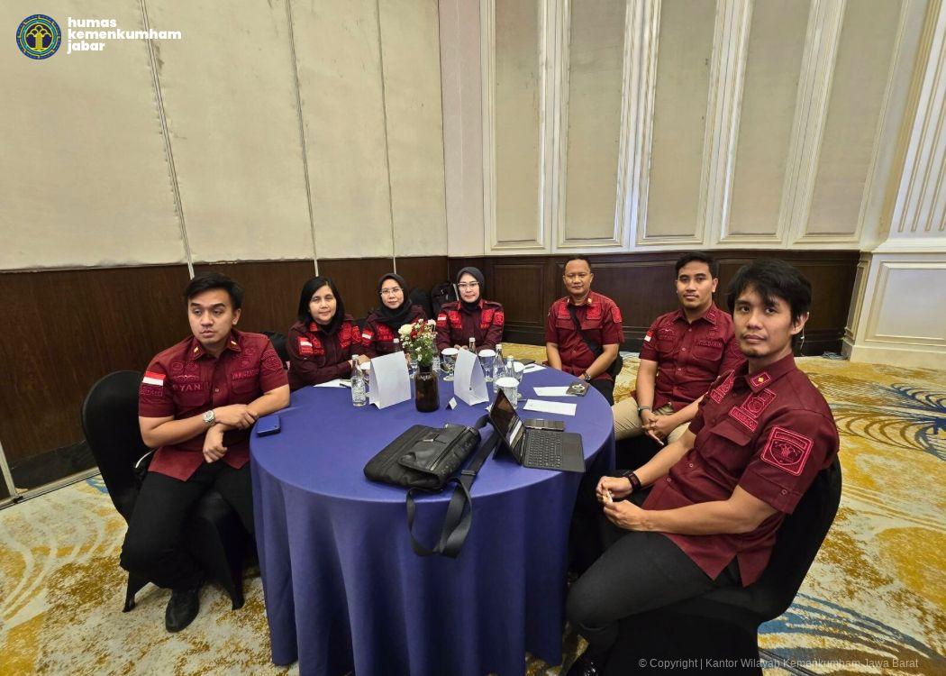 d2c9bc85 6a5d 464f b390 84177a6833ab