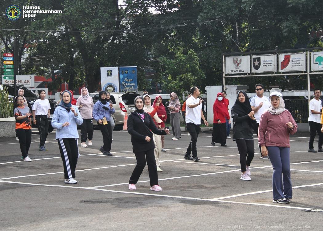 c80bce7fad1d4a0c893f41ef229cab6a