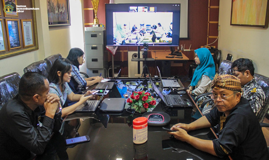 Kemenkum Jabar Harmonisasikan Raperbup Bandung Barat Tentang Rencana Aksi Daerah Penerapan Standar Pelayanan Minimal