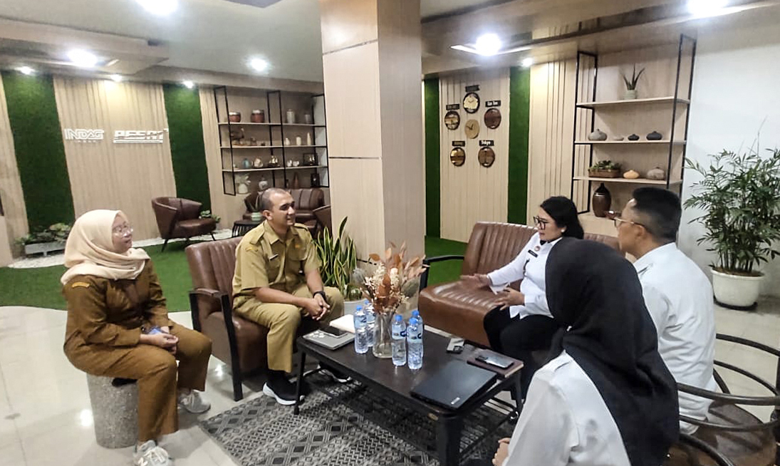 Kunjungi Disperindag Jabar, Kemenkum Jabar Lakukan Koordinasi dan Inventarisasi Permohonan Data Pengrajin Kerajinan Tangan di Provinsi Jawa Barat