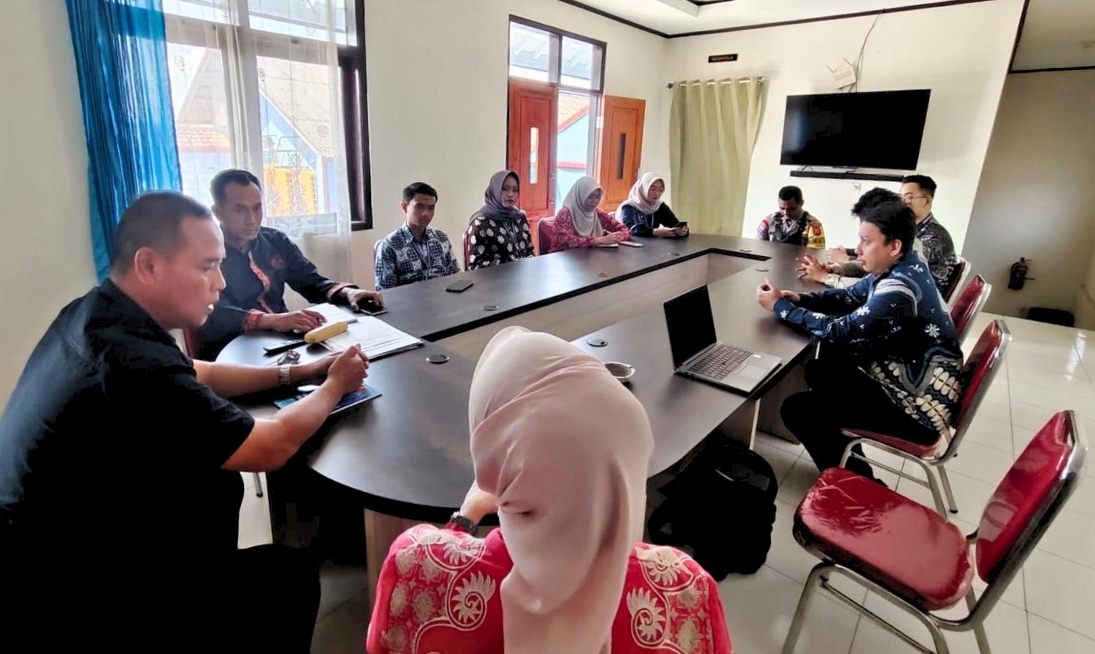 Kemenkum Jabar Gelar Monev Desa Sadar Hukum, Ajak Pasigaran Manfaatkan Layanan Bantuan Hukum Gratis