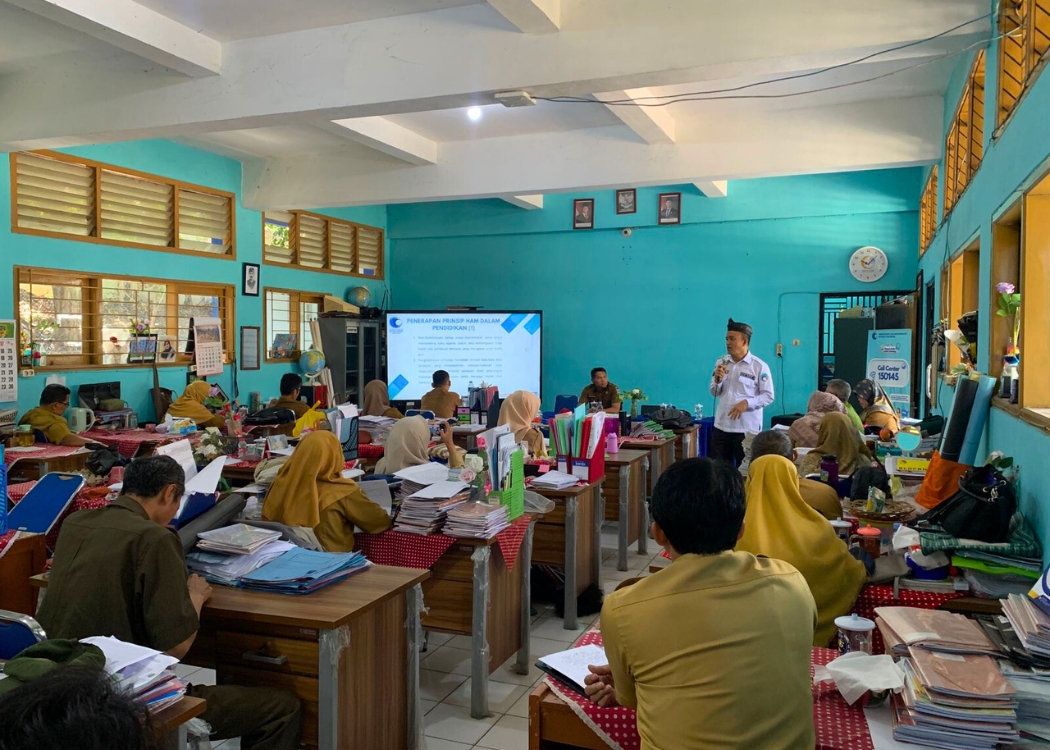 Kolaborasi Kemenkum Jabar &amp; Kemenham Jabar: Edukasi HAM Interaktif di SMPN 46 Bandung