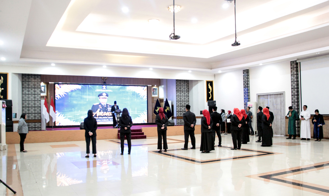 Jaga Marwah Profesi, Kemenkum Jabar Resmi Lantik 3 Anggota MPD dan 7 Notaris Pengganti