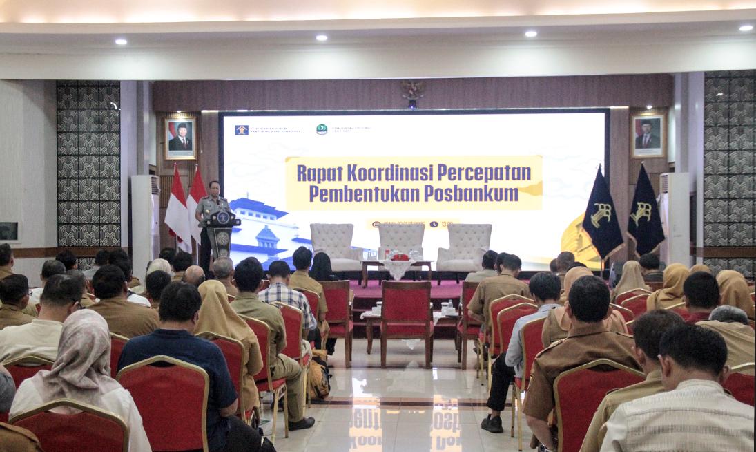 Didukung SE Gubernur, Kemenkum Jabar Gelar Rapat Koordinasi Percepat Pembentukan 5.957 Posbankum Desa/Kelurahan Untuk Keadilan Merata