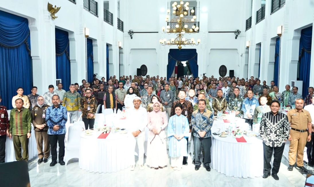 Mewakili Kemenkum Jabar, Kadiv Yankum Hemawati Hadiri Governansi Insight Forum OJK: Terapkan Budaya Transparansi