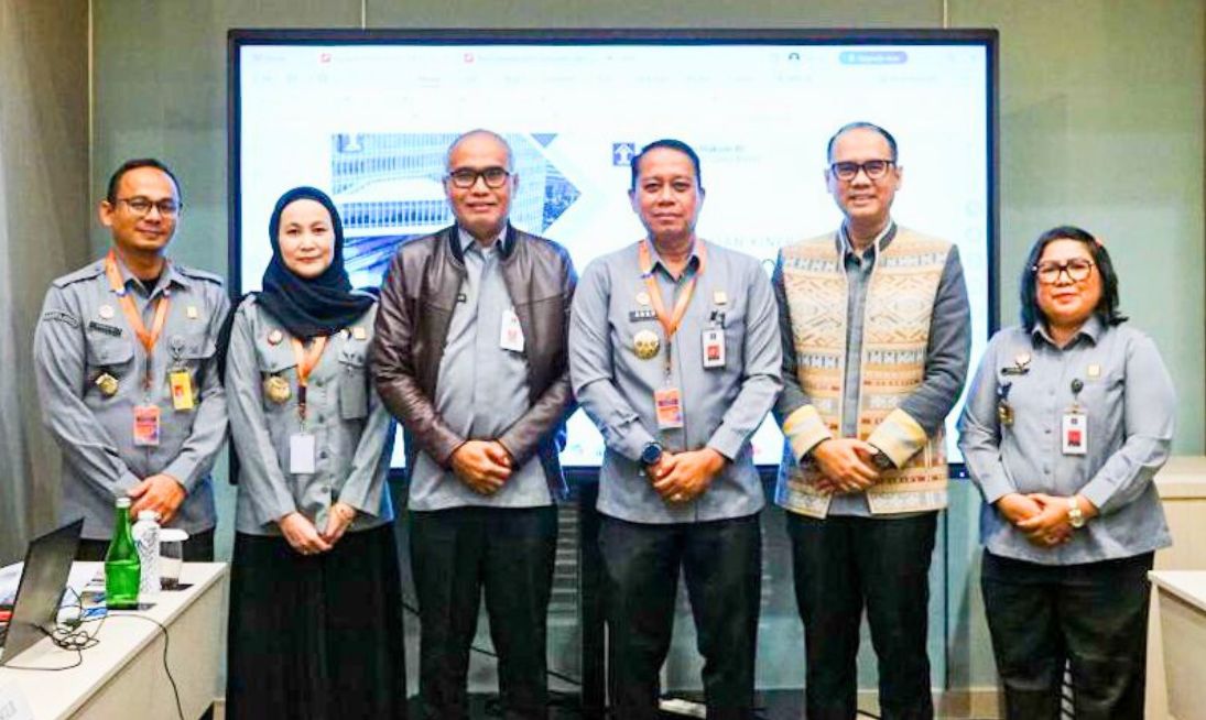 Sinergi Arahan Pimpinan dan Evaluasi Kinerja, Kanwil Kemenkum Jabar Raih Apresiasi Evaluator Nasional di Hari Kedua Rakor