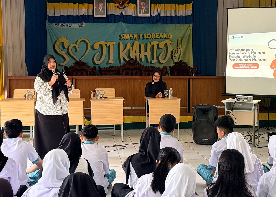 Kanwil Kemenkum Jabar Laksanakan Penyuluhan Hukum di SMA 1 Soreang, Bangun Kesadaran Hukum Pelajar
