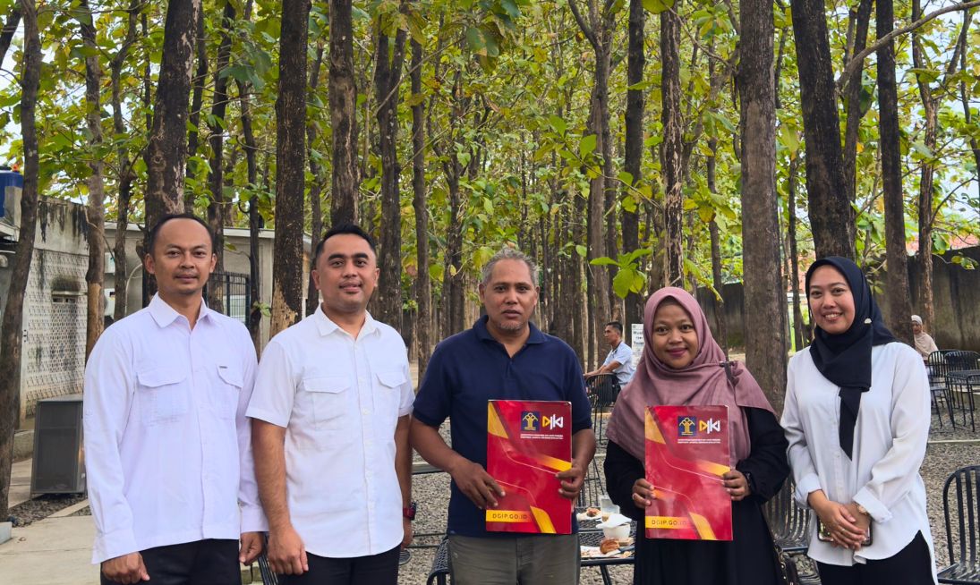 Dorong Ekonomi Desa Kemantren, Kemenkum Jabar Turun Tangan Dampingi Pendaftaran Merek Kolektif KMT25!